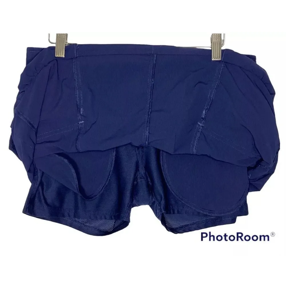EXCELLENT CONDITION WOMEN’S SIZE 6 TALL ATHLETA NAVY HIKING/TRAVEL/TENNIS SKORT